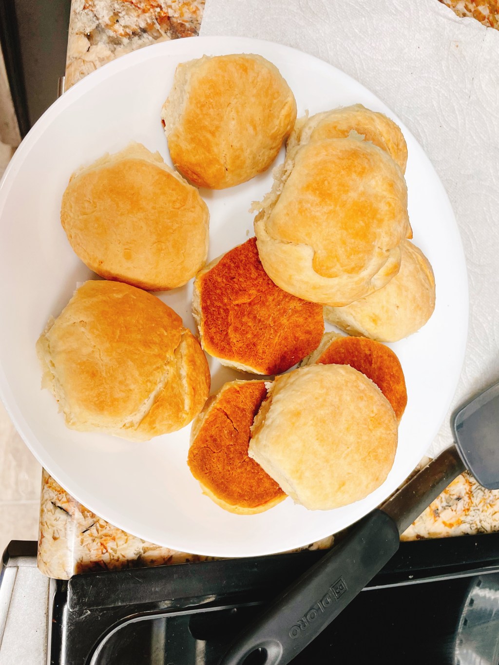 Biscuits with Strawberries and&nbsp;Cream