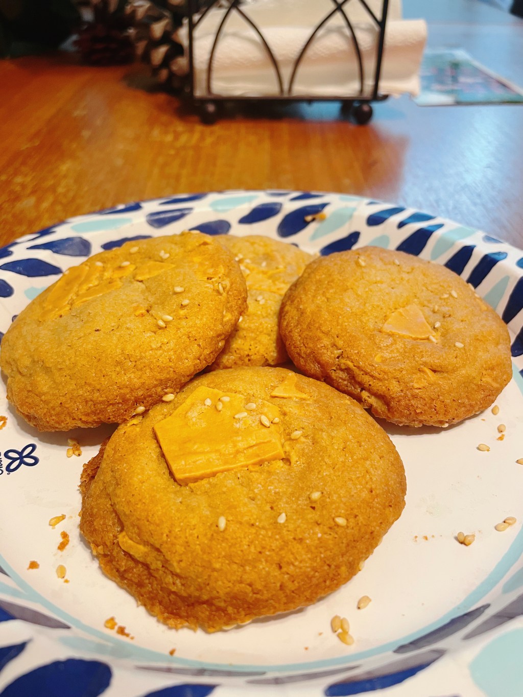 Sesame Caramelized White Chocolate Chip&nbsp;Cookies